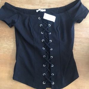 Odd the shoulder black top